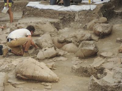 В Израиле найден винный погреб возрастом более 3,6 тыс. лет