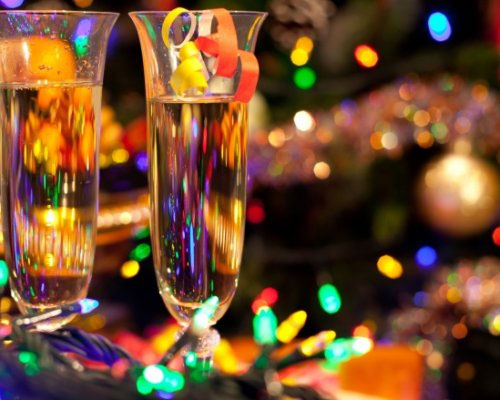 Почему на Новый год пьют шампанское и что предпочитают в других странах